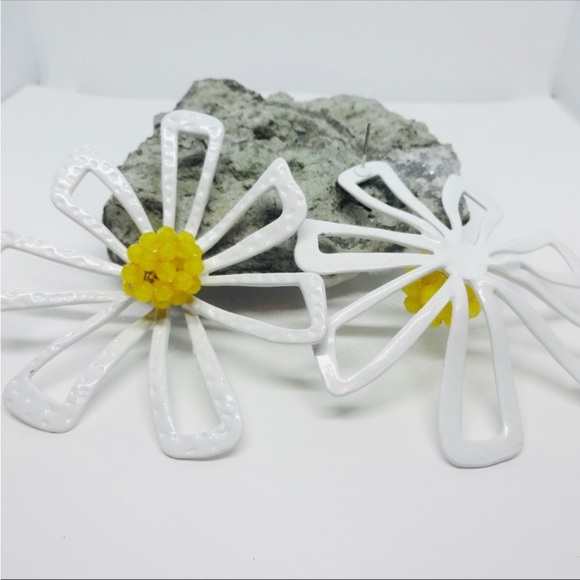 For Love and Lemons Cruz earrings - Picture 13 of 13